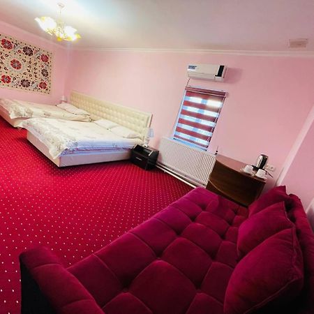 "Chor Minor" Hotel Unesco Heritage List 2 Minutes To Bukhara Old Town Square Official Partner Of The La Rosse Aroma Exterior photo