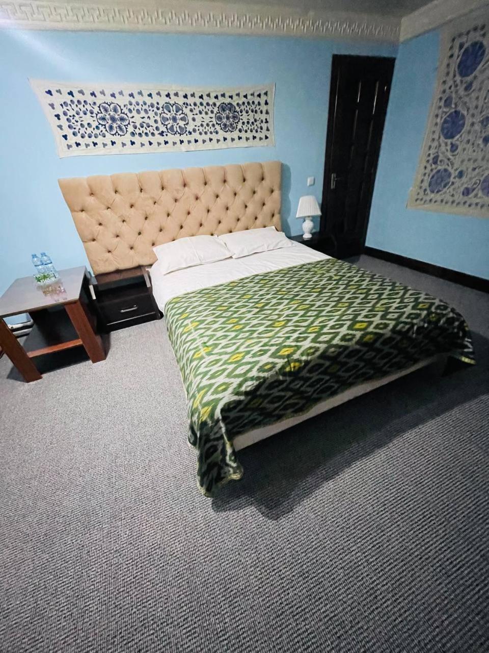 "Chor Minor" Hotel Unesco Heritage List 2 Minutes To Bukhara Old Town Square Official Partner Of The La Rosse Aroma Exterior photo