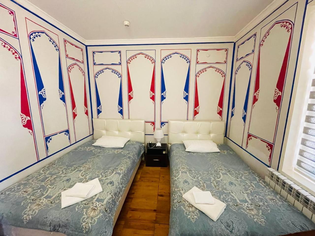 "Chor Minor" Hotel Unesco Heritage List 2 Minutes To Bukhara Old Town Square Official Partner Of The La Rosse Aroma Exterior photo