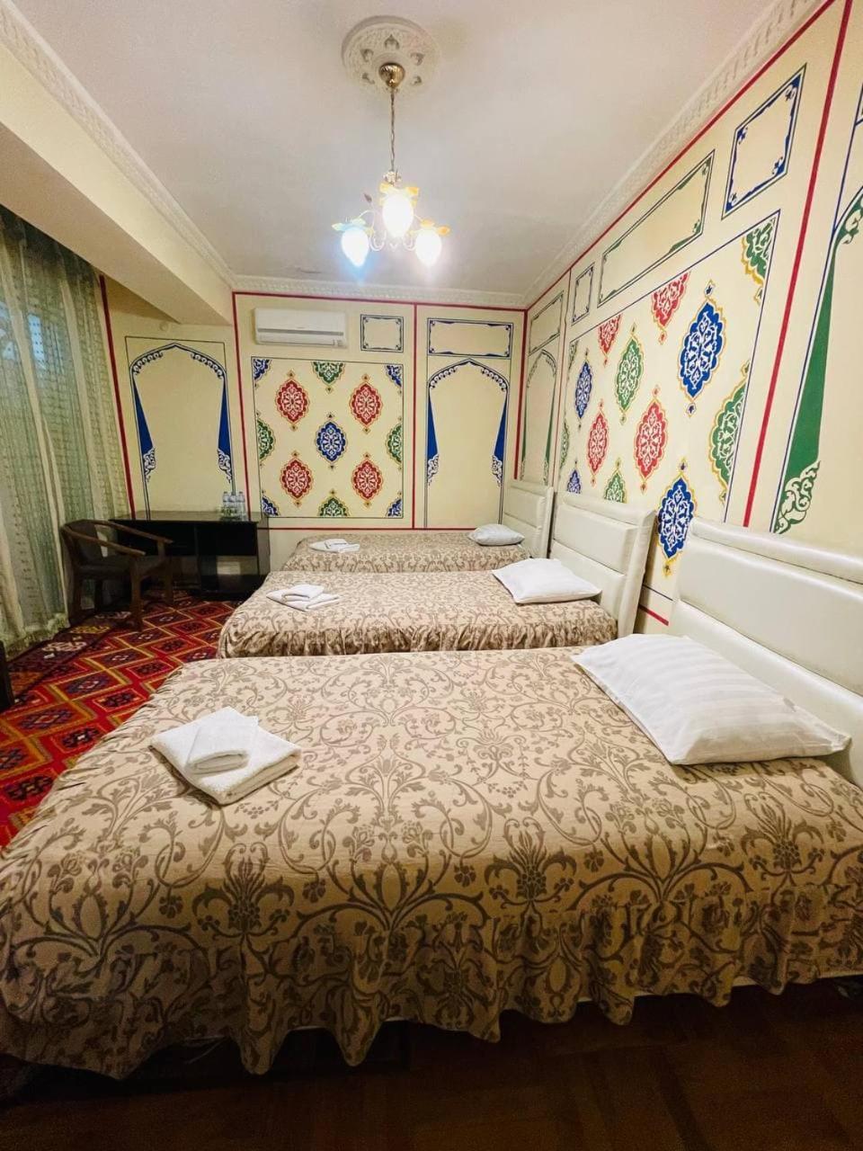 "Chor Minor" Hotel Unesco Heritage List 2 Minutes To Bukhara Old Town Square Official Partner Of The La Rosse Aroma Exterior photo